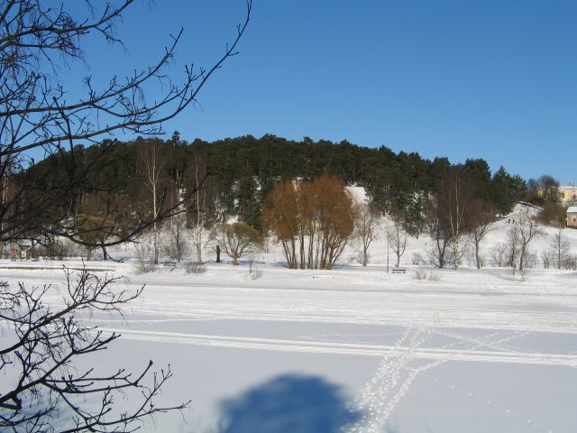 Kuva: Porvoon Linnamäki talviasussa. Kaisa Lehtonen 2005