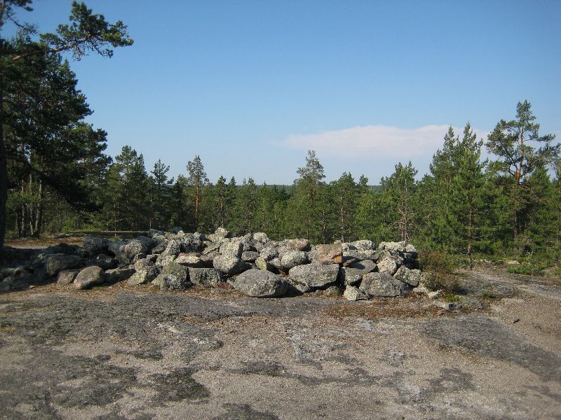 Kuva: Sammallahdenmäen röykkiö Leena Koivisto 2011
