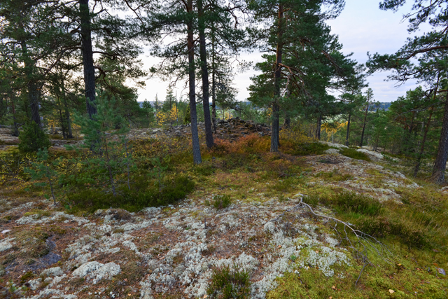 Kuva: Stenberget. Pronssikautinen hautaröykkiö. Kuva pohjoisesta Vesa Laulumaa 2014