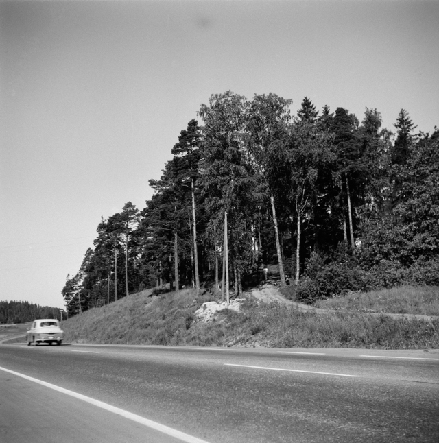 Myrskylinnan mäki Turku-Salo maantien varressa; idästä valokuvattuna Marketta Waris 1963