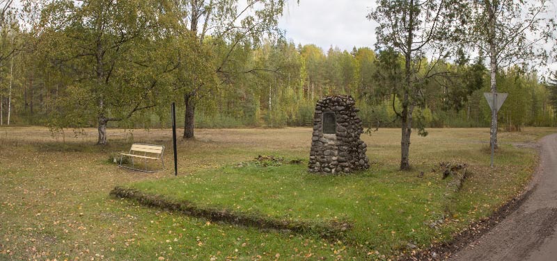Tuukkalan kalmistoaluetta Surnuintien pohjoispuolella, kuvattu lännestä Helena Ranta 24.9.2019