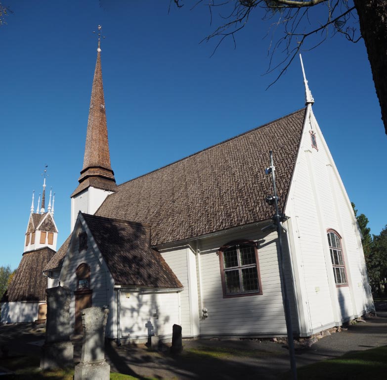Kuva: Tornio, Tornion kirkko. Kirkko kuvattuna kohti luodetta. Teemu Mökkönen 25.8.2020