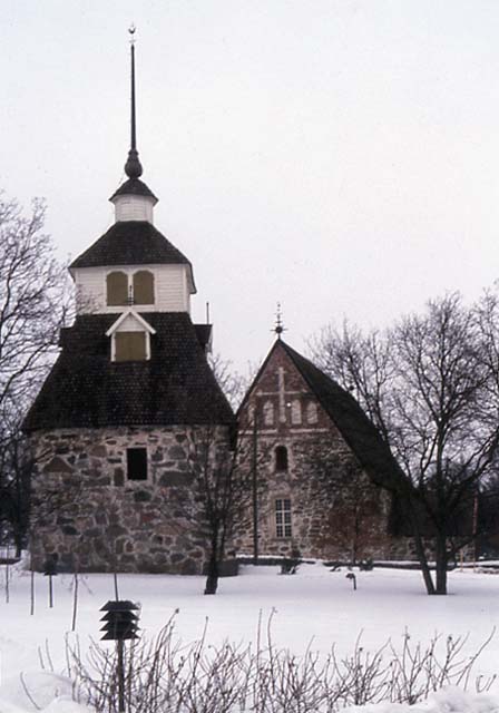 Kuva: Maskun kirkko ja tapuli. Turun museokeskus. CC BY 4.0 Elias Härö 1985