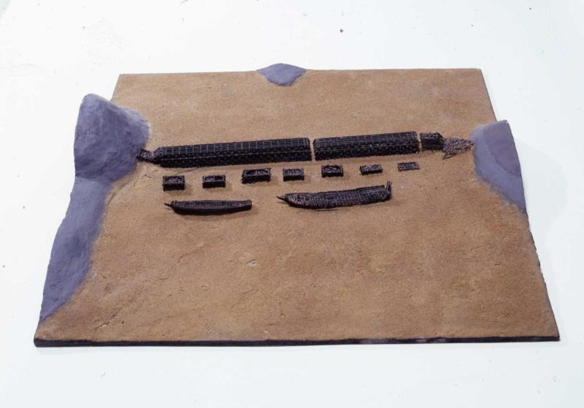 Kuva: Hamnsundin Harry Alopaeus Pienoismalli Haminansalmen sulkenutuneesta väyläestekokonaisuudesta
